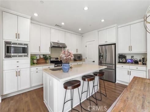 67 Kestrel , Irvine, CA