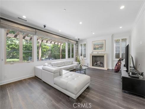 45 Triana , Irvine, CA
