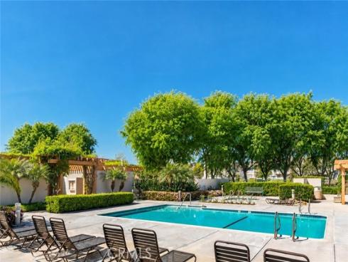141  Oxford  , Irvine, CA
