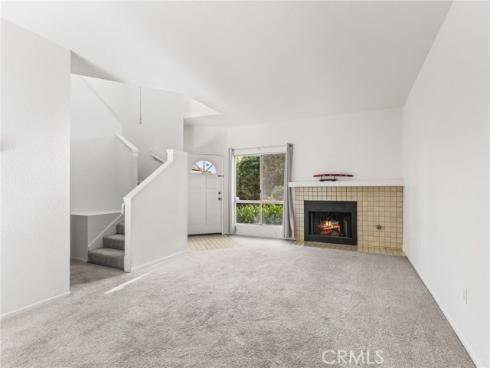 194 Greenmoor , Irvine, CA