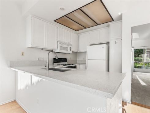 194 Greenmoor , Irvine, CA
