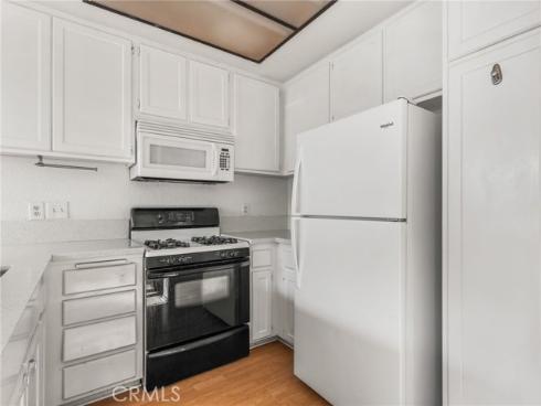 194 Greenmoor , Irvine, CA