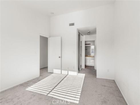 194 Greenmoor , Irvine, CA