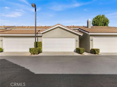194 Greenmoor , Irvine, CA