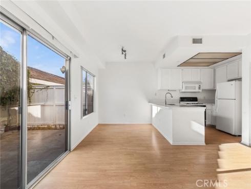 194 Greenmoor , Irvine, CA