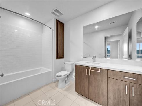 1502 Nolita , Irvine, CA