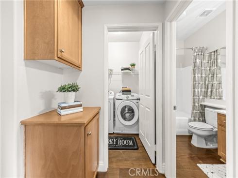 177 Lockford , Irvine, CA