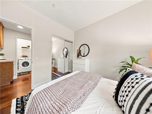 177 Lockford , Irvine, CA