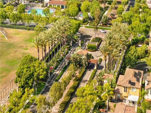 177 Lockford , Irvine, CA