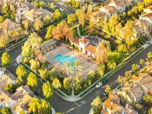 177 Lockford , Irvine, CA