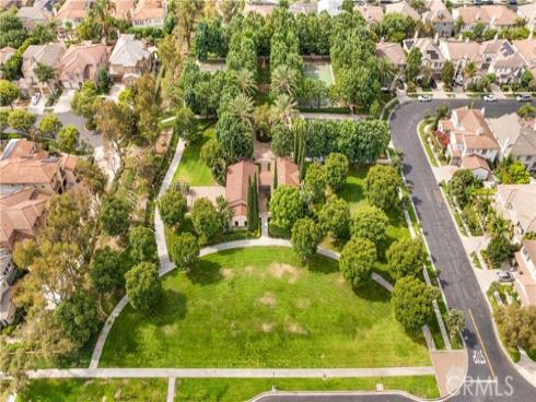177 Lockford , Irvine, CA