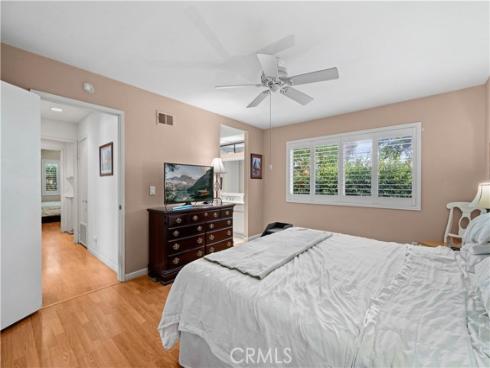 2 Morena 4 , Irvine, CA