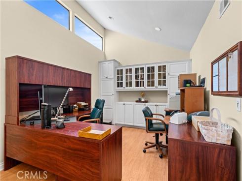 2 Morena 4 , Irvine, CA