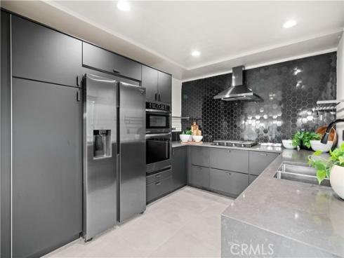 18 Rana 58 , Irvine, CA