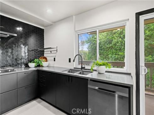 18 Rana 58 , Irvine, CA