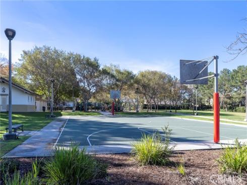 1804  Crescent Oak  , Irvine, CA