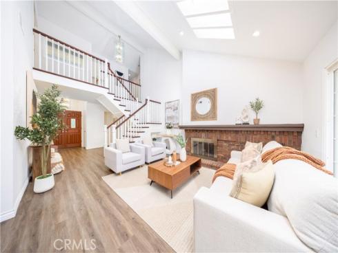 5 Taylor , Irvine, CA
