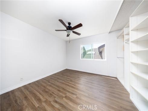 5 Taylor , Irvine, CA