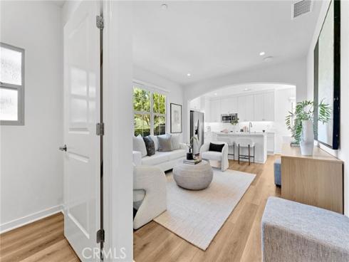 105 Elkhorn , Irvine, CA