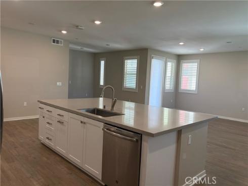 145 Bowery , Irvine, CA