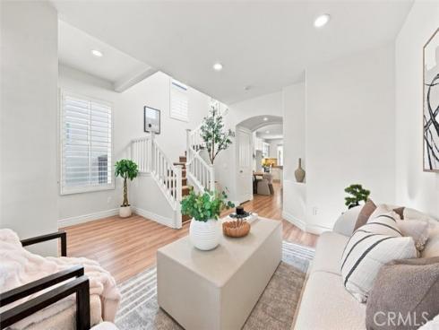 8 Dahlia , Irvine, CA