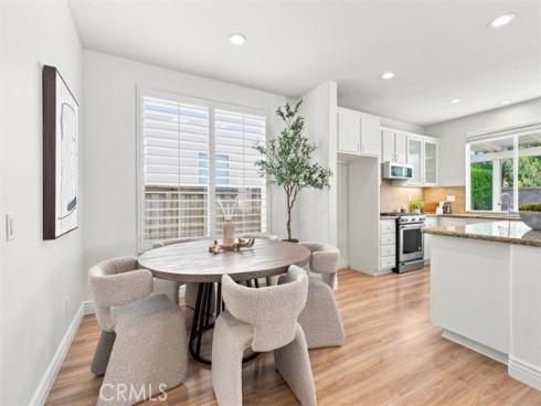 8 Dahlia , Irvine, CA