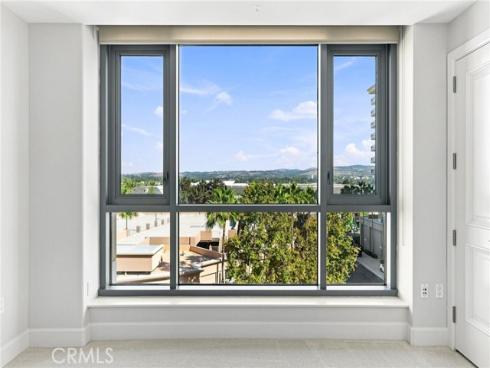 5066 Scholarship , Irvine, CA
