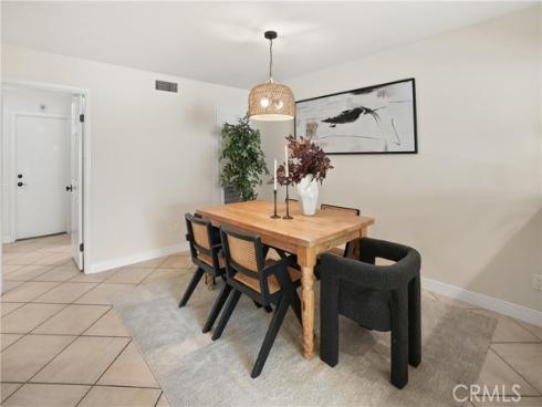 18  Timbergate  , Irvine, CA