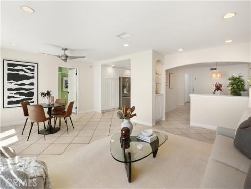 18  Timbergate  , Irvine, CA