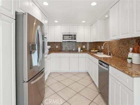 18  Timbergate  , Irvine, CA