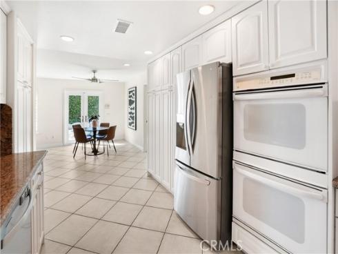 18  Timbergate  , Irvine, CA