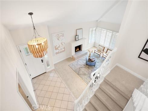 18  Timbergate  , Irvine, CA