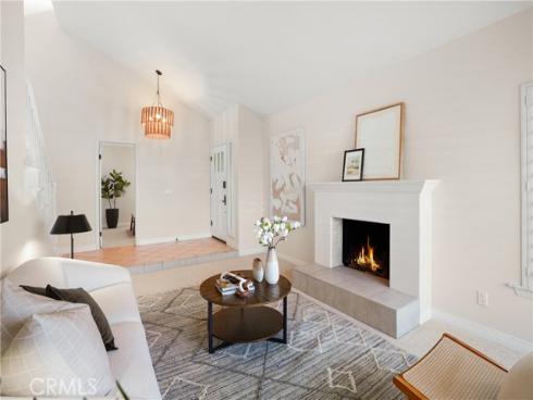 18  Timbergate  , Irvine, CA