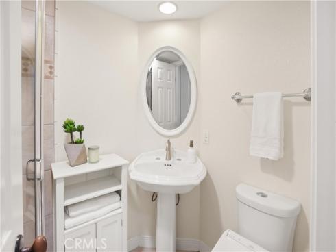 18  Timbergate  , Irvine, CA