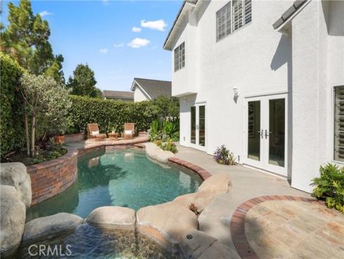 18  Timbergate  , Irvine, CA