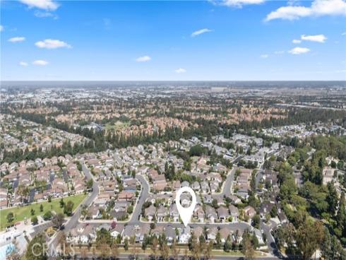 18  Timbergate  , Irvine, CA