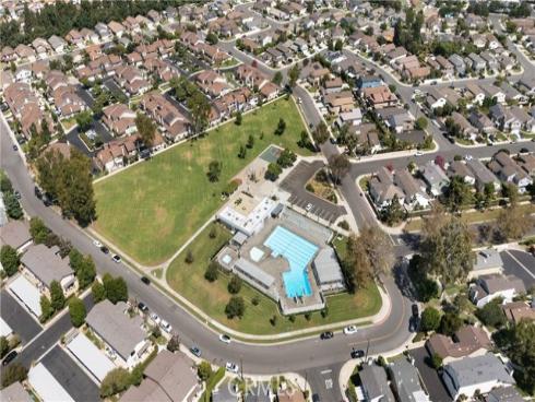 18  Timbergate  , Irvine, CA