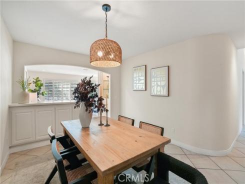 18  Timbergate  , Irvine, CA