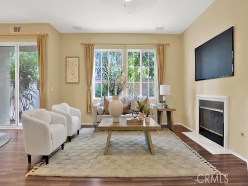 933 Somerville , Irvine, CA
