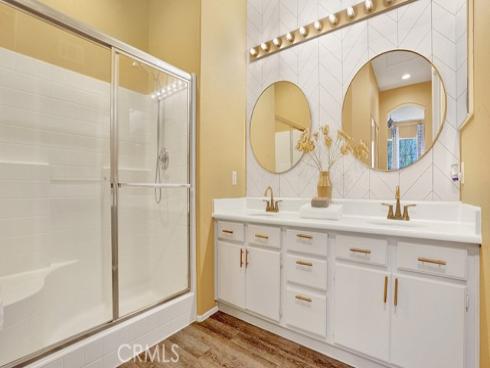 933 Somerville , Irvine, CA