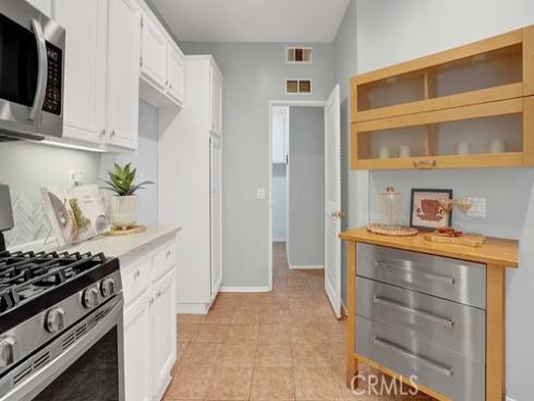 933 Somerville , Irvine, CA