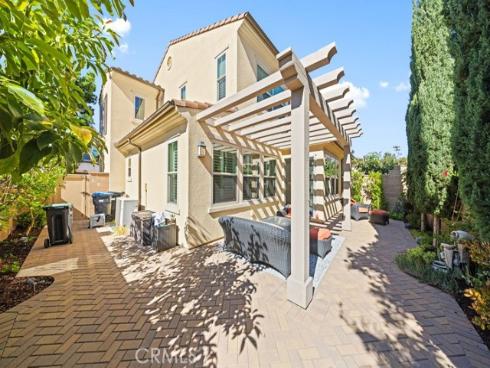 107  Overbrook  , Irvine, CA