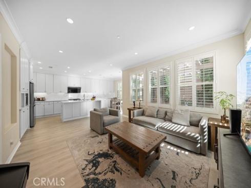 107  Overbrook  , Irvine, CA
