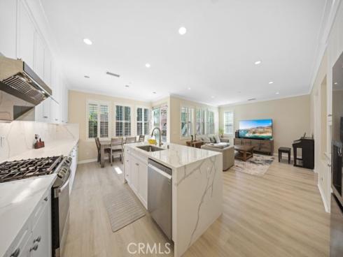 107  Overbrook  , Irvine, CA