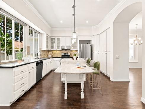82  Winslow  , Irvine, CA