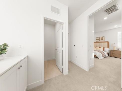 470 Lobata , Irvine, CA