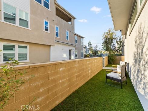 470 Lobata , Irvine, CA