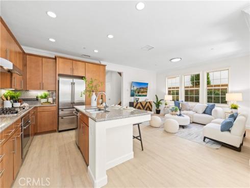 191  Firefly  , Irvine, CA