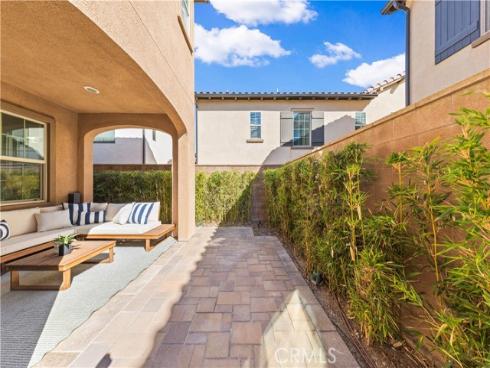 191  Firefly  , Irvine, CA