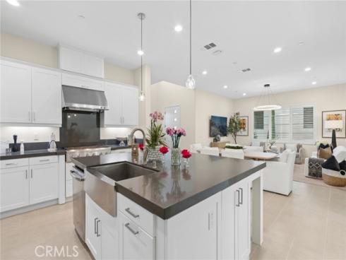 111 Stellar , Irvine, CA
